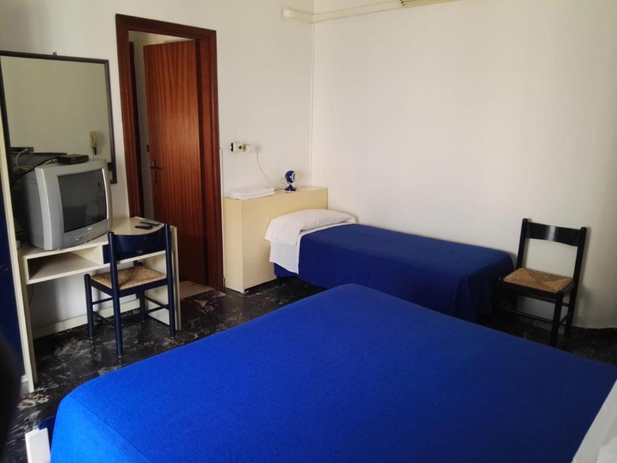 Affittacamere Al Centro Di Milazzo Ngoại thất bức ảnh