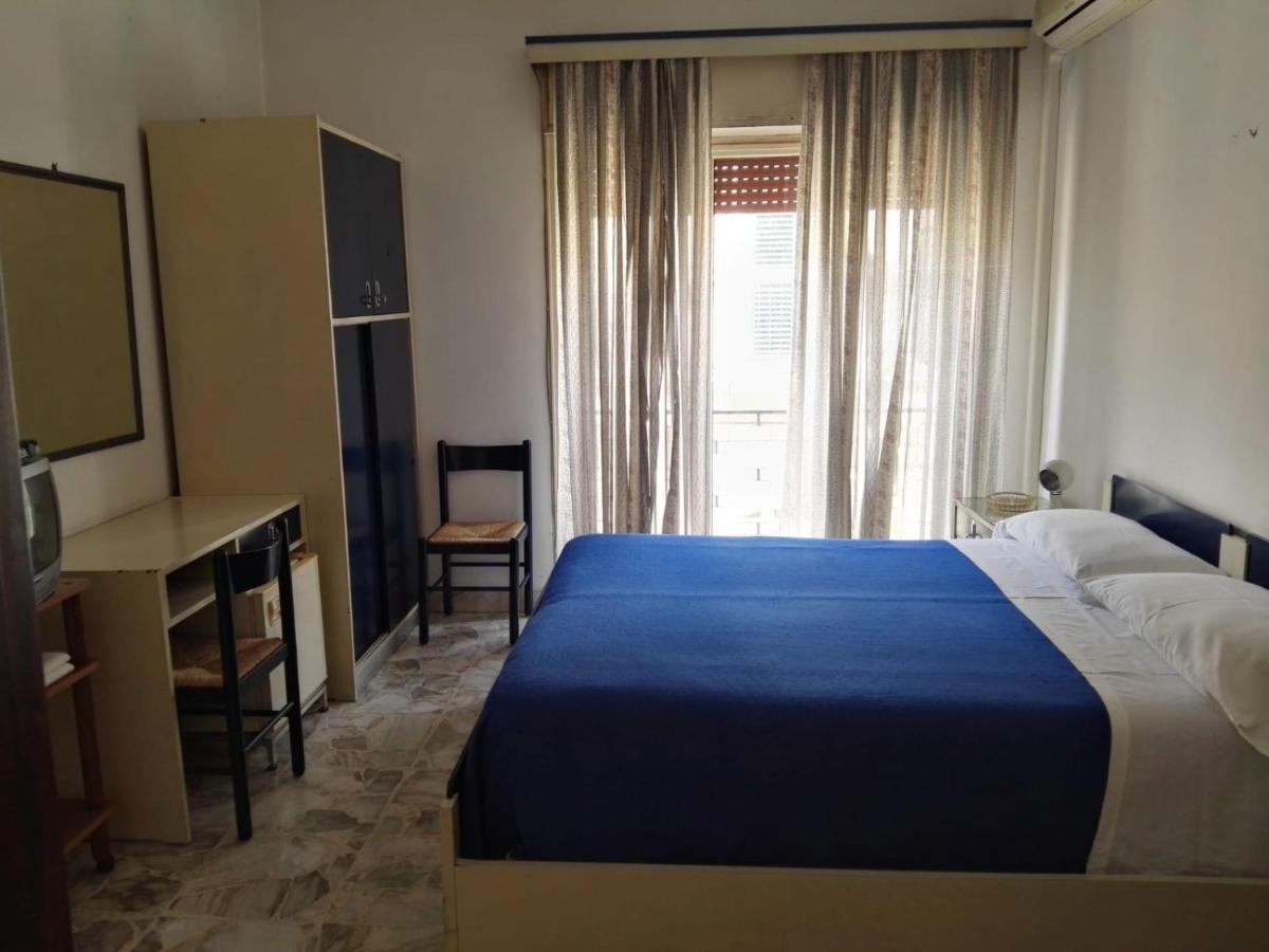 Affittacamere Al Centro Di Milazzo Ngoại thất bức ảnh